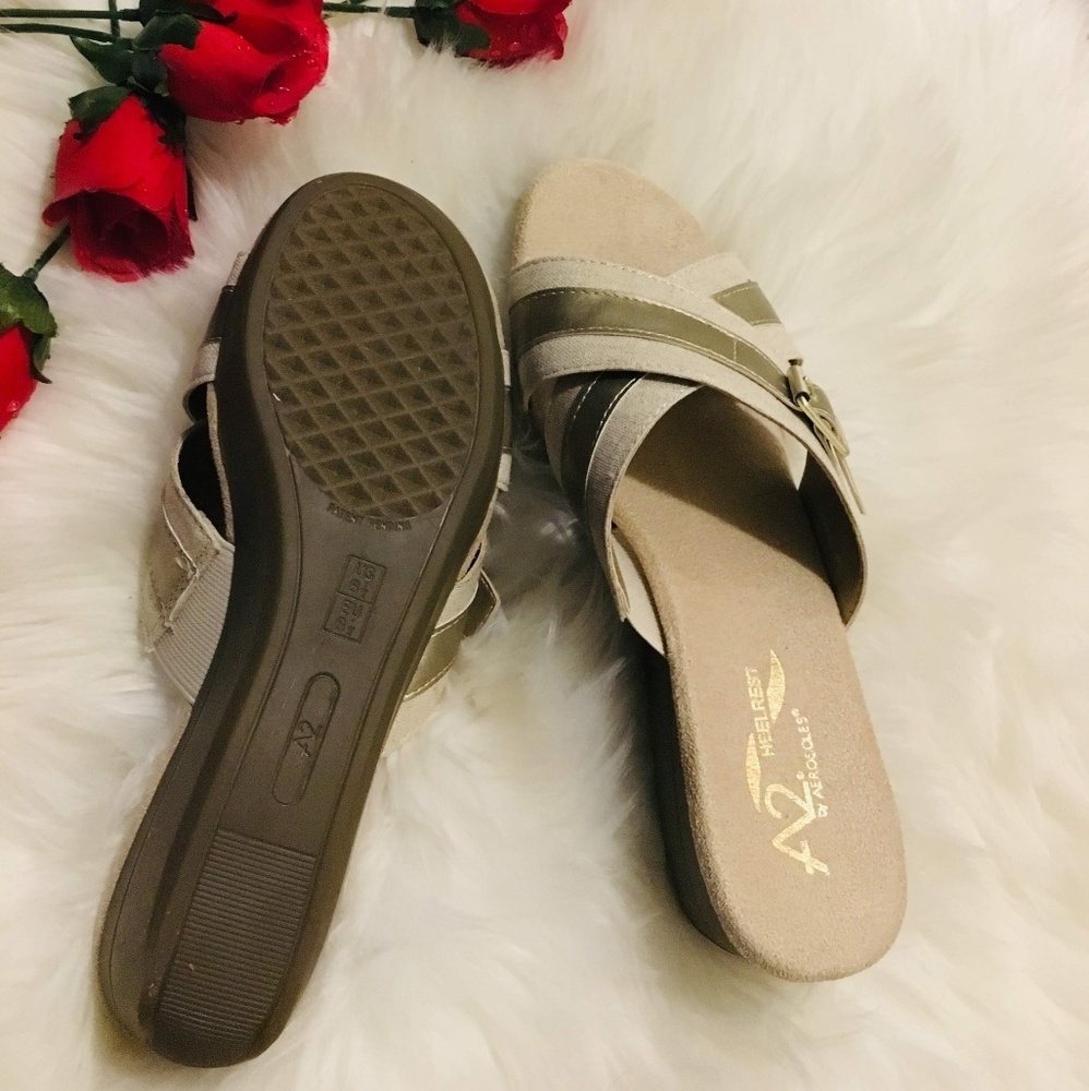 NEW A2 by Aerosoles Slippers